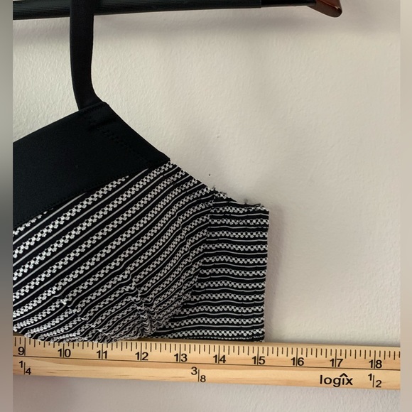 Swimsuits For All Swim Sexy Black And White Mid Rise Bra Top Swim Bikini Size 12 - Picture 10 of 13